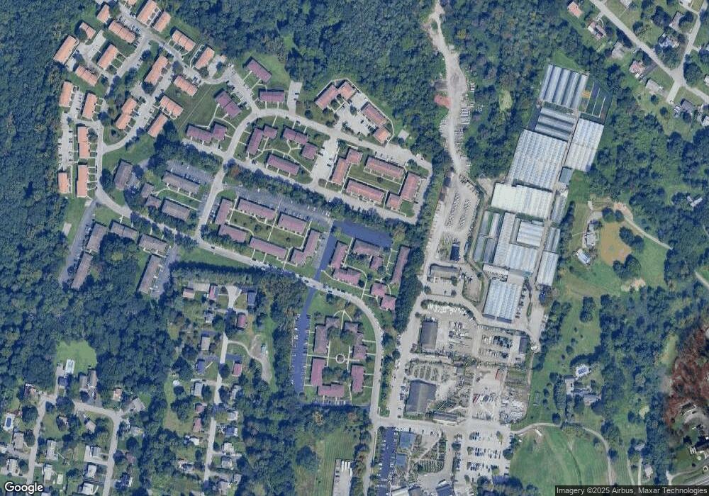 701 Cherry Hill Dr, Poughkeepsie, NY 12603 - photo 1