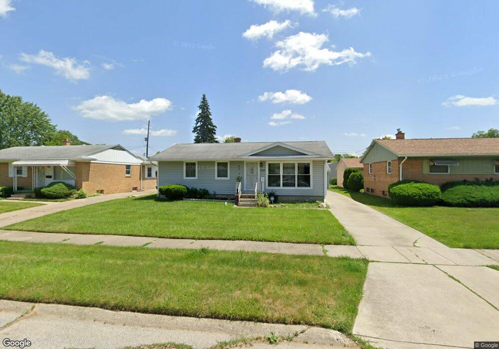 2025 Chelan St, Flint, MI 48503 - photo 1