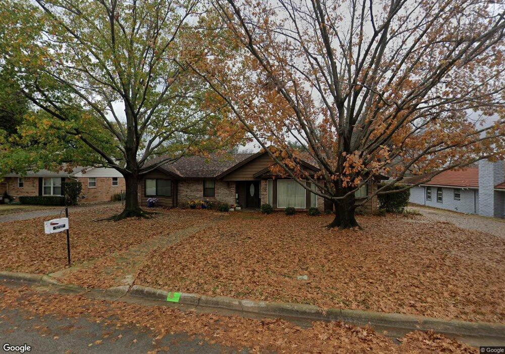 429 Circleview Dr S, Hurst, TX 76054 - photo 1