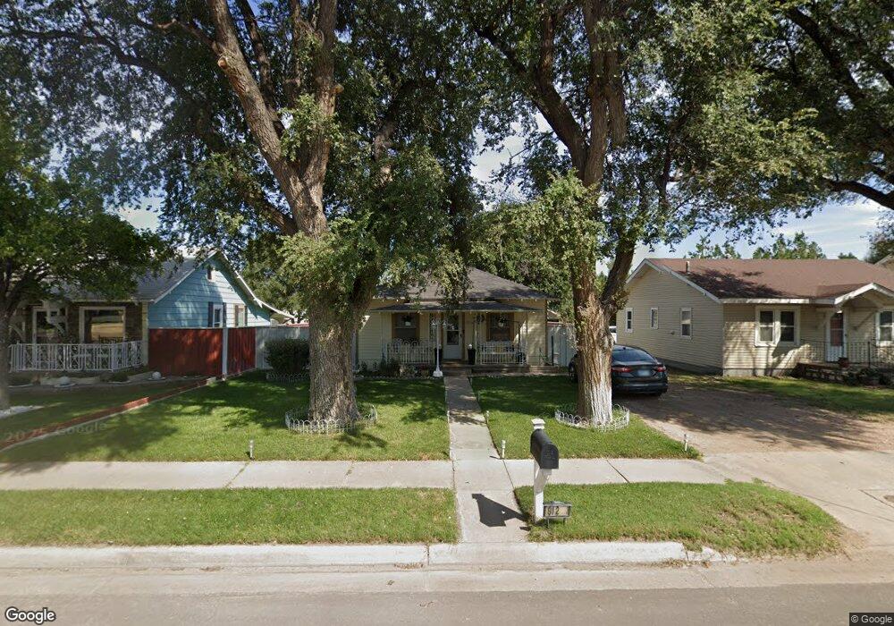 912 S Main St, Hugoton, KS 67951 - photo 1