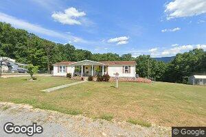 166 Walnut St, Peterstown, WV 24963