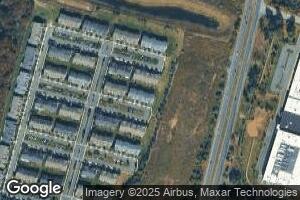 41 Bauer Ln, Cranbury, NJ 08512