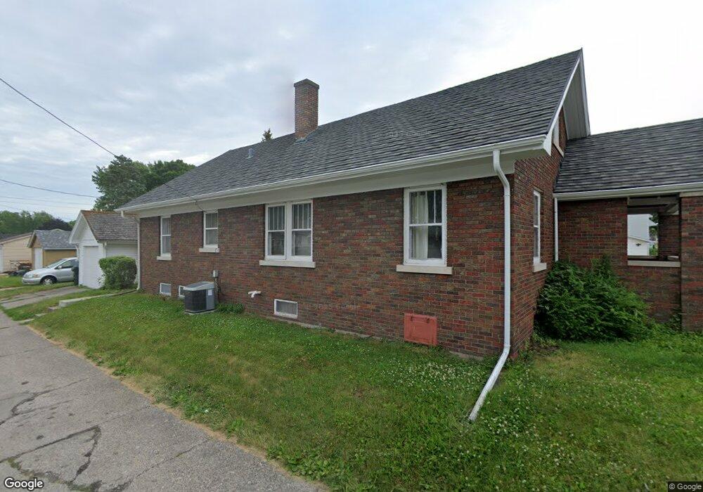 2117 N Sturdevant St, Davenport, IA 52804 - photo 1