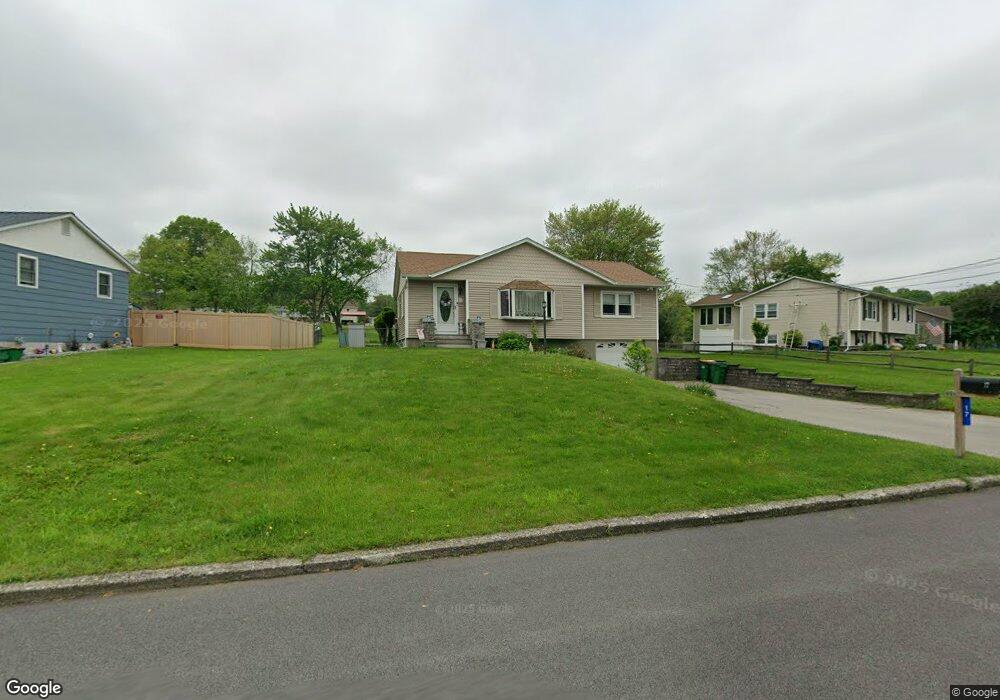 17 Scott Dr, Wappingers Falls, NY 12590 - photo 1