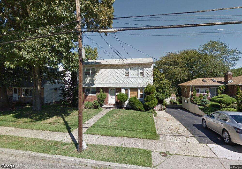177 Doris Ave, Franklin Square, NY 11010 - photo 1