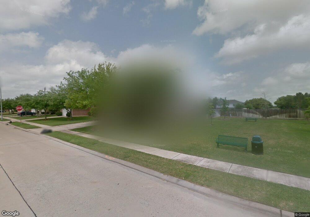 5201 Caprock Dr, Pearland, TX 77584 - photo 1