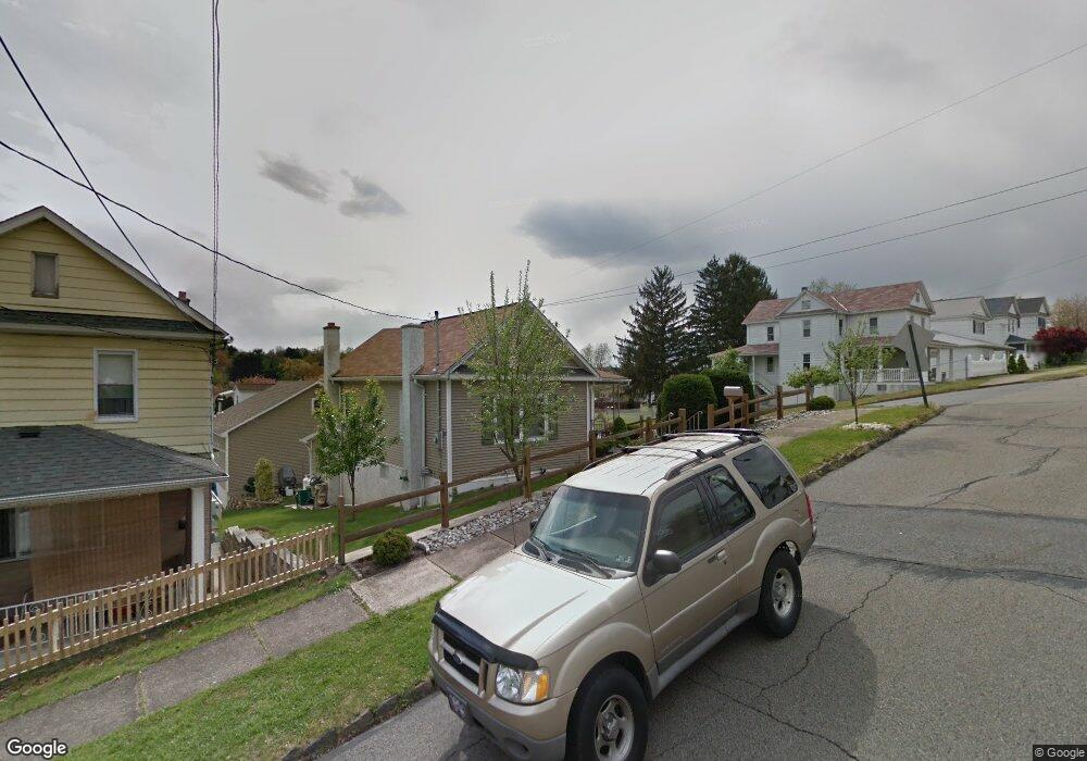 501 Penn Ave, Dupont, PA 18641 - photo 1