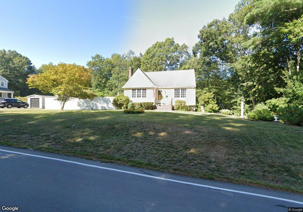 231 Cushing St, Hingham, MA 02043 - photo 1