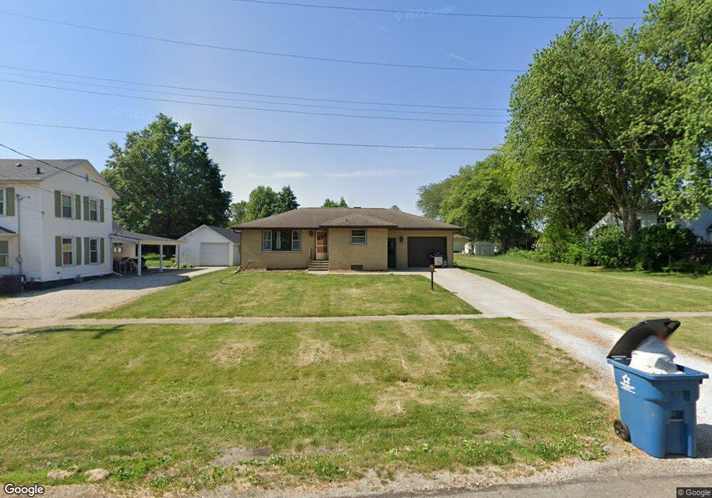 309 W Main St, Atkinson, IL 61235 - photo 1