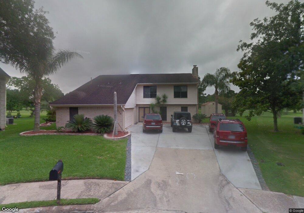 214 Pecan Valley Ct, Friendswood, TX 77546 - photo 1