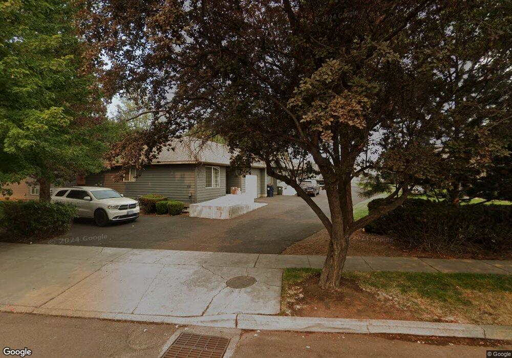 2086 NE Linnea Dr, Bend, OR 97701 - photo 1