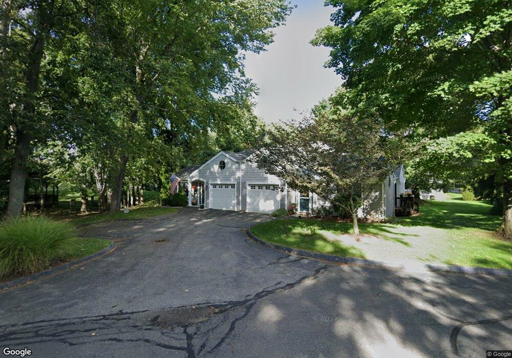 34 Red Cedar Cir, Orange, CT 06477 - photo 1