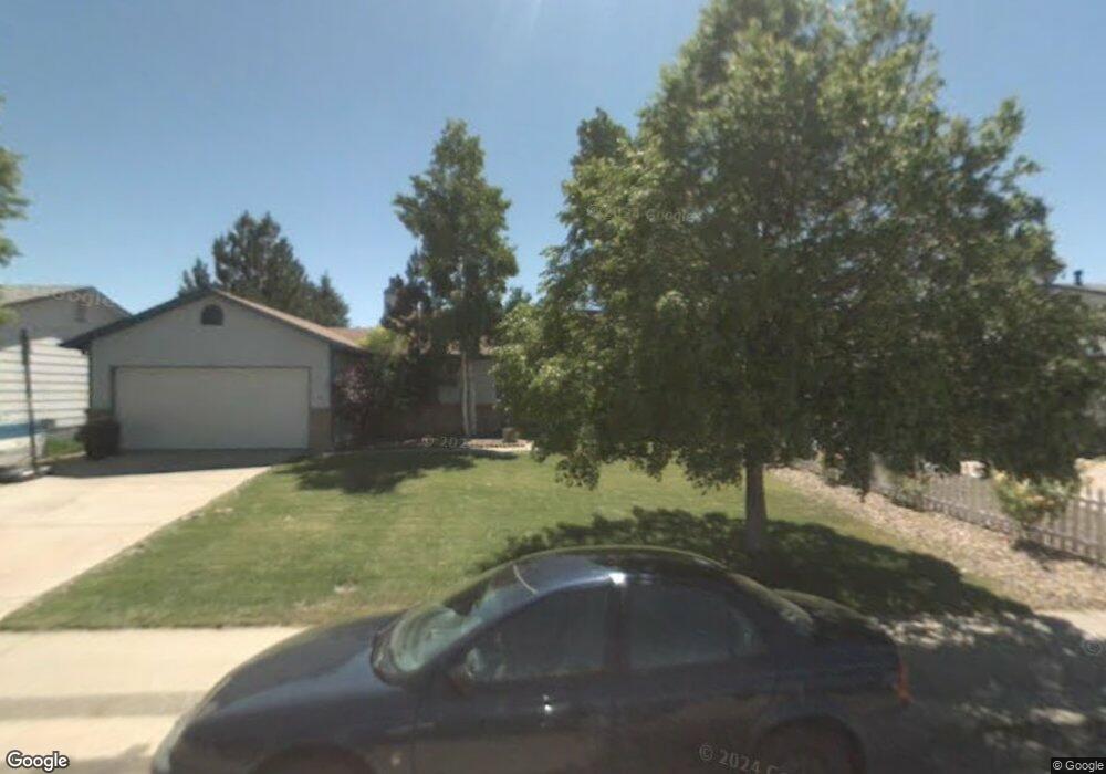 4354 S Ceylon Way, Aurora, CO 80015 - photo 1