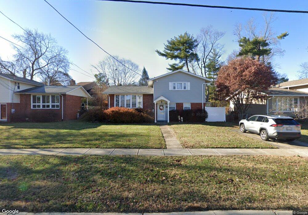 10906 Jolly Way, Kensington, MD 20895 - photo 1