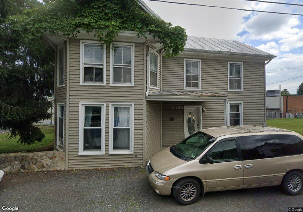 105 S High St, Edinburg, VA 22824 - photo 1