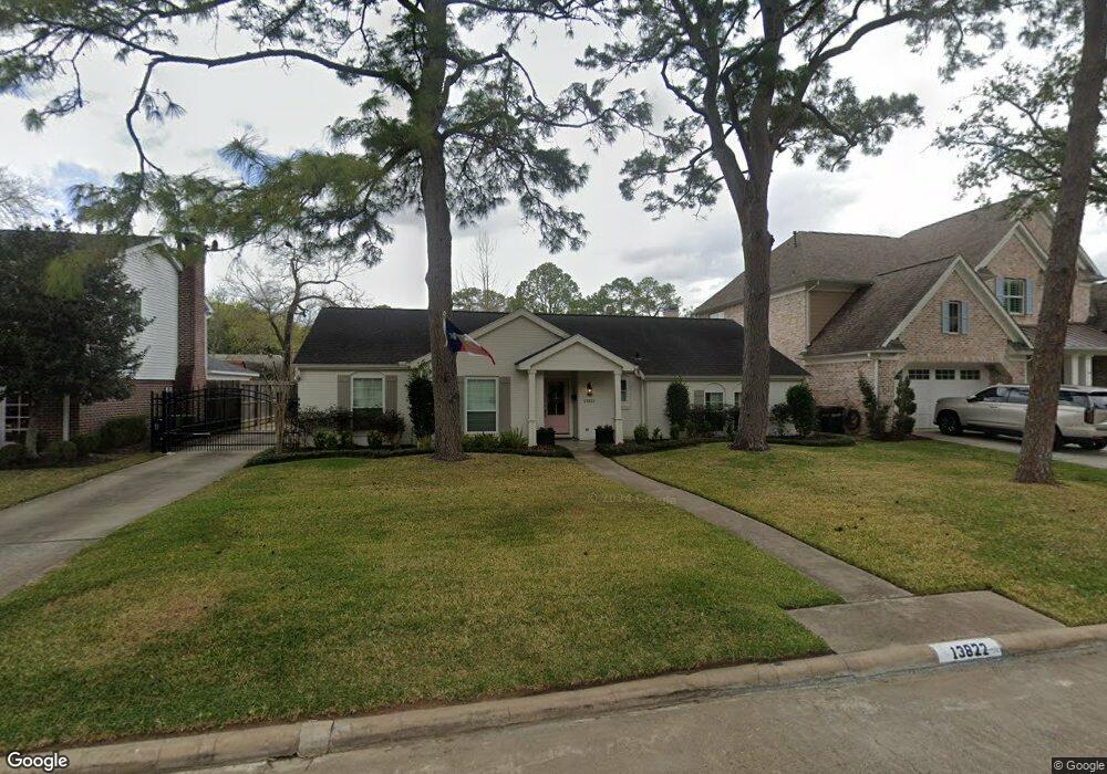 13822 Barryknoll Ln, Houston, TX 77079 - photo 1