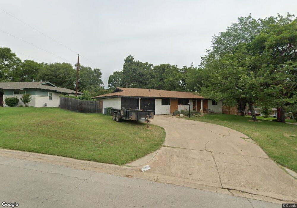 604 Cullum Ave, Hurst, TX 76053 - photo 1
