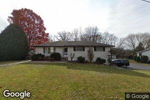 142 Maplewood Dr, Wilkes Barre, PA 18702