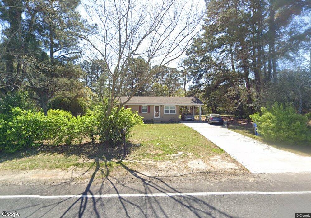 1105 Stewartsville Rd, Laurinburg, NC 28352 - photo 1