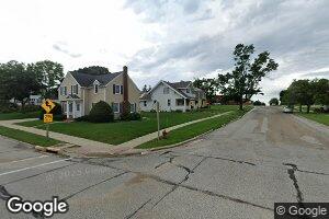 104 W Clay St, Calmar, IA 52132