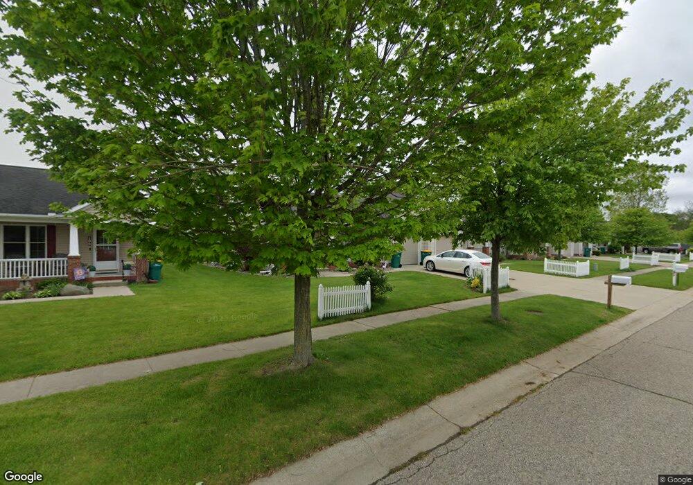 108 Beacon Point Pkwy S unit 7, Flushing, MI 48433 - photo 1