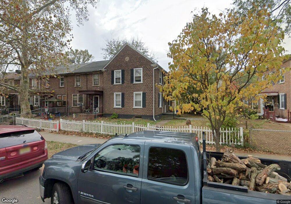 2851 Yorkship Rd, Camden, NJ 08104 - photo 1