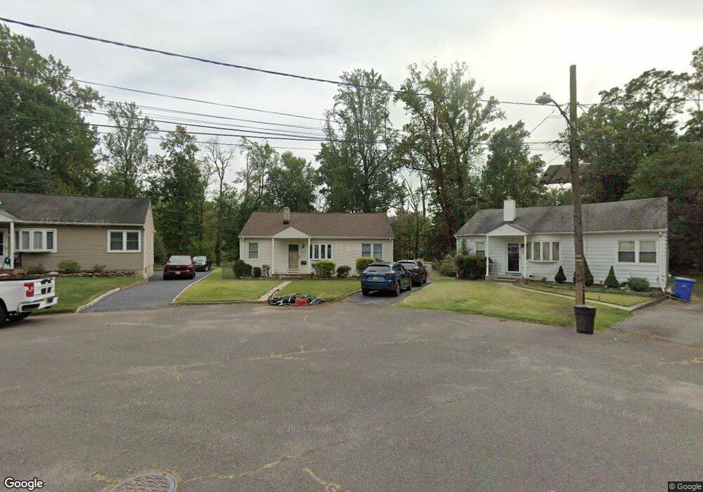 607 Mountain View Terrace, Middlesex, NJ 08846 - photo 1