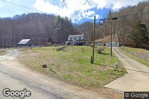 372 Dry Creek Rd, Topmost, KY 41862