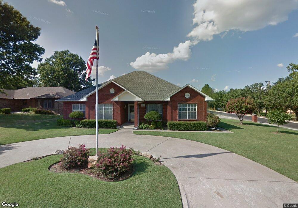 2001 Stratford Ct, Ardmore, OK 73401 - photo 1