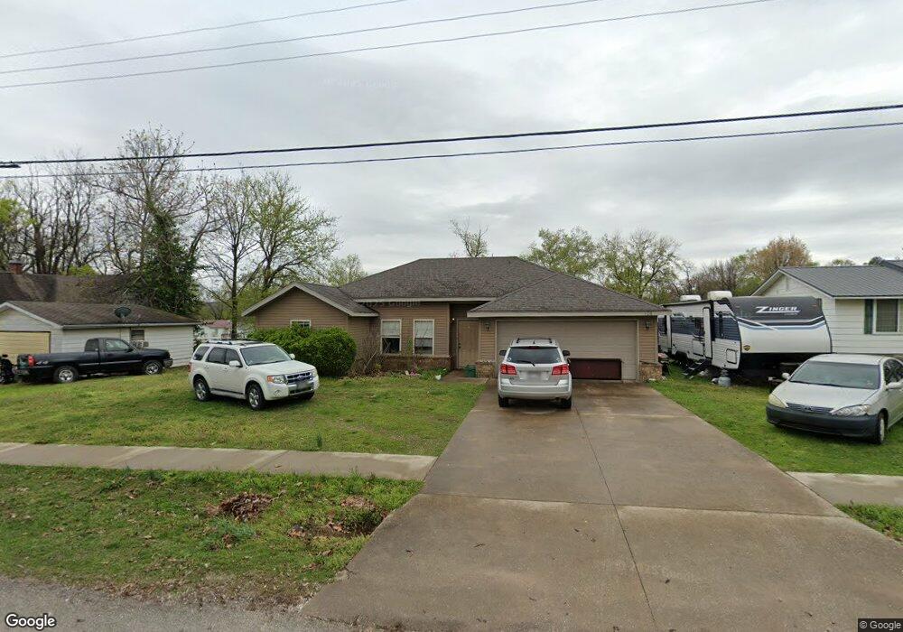 106 N Border St, Prairie Grove, AR 72753 - photo 1