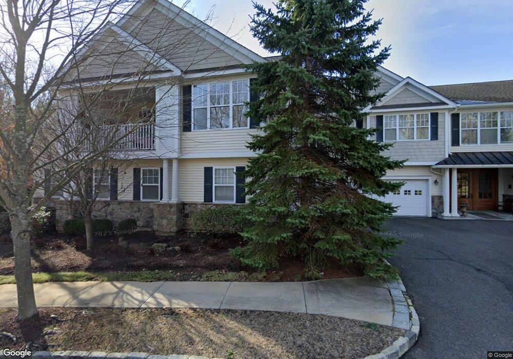 69 Suzie Dr unit 69, Newtown, CT 06470 - photo 1