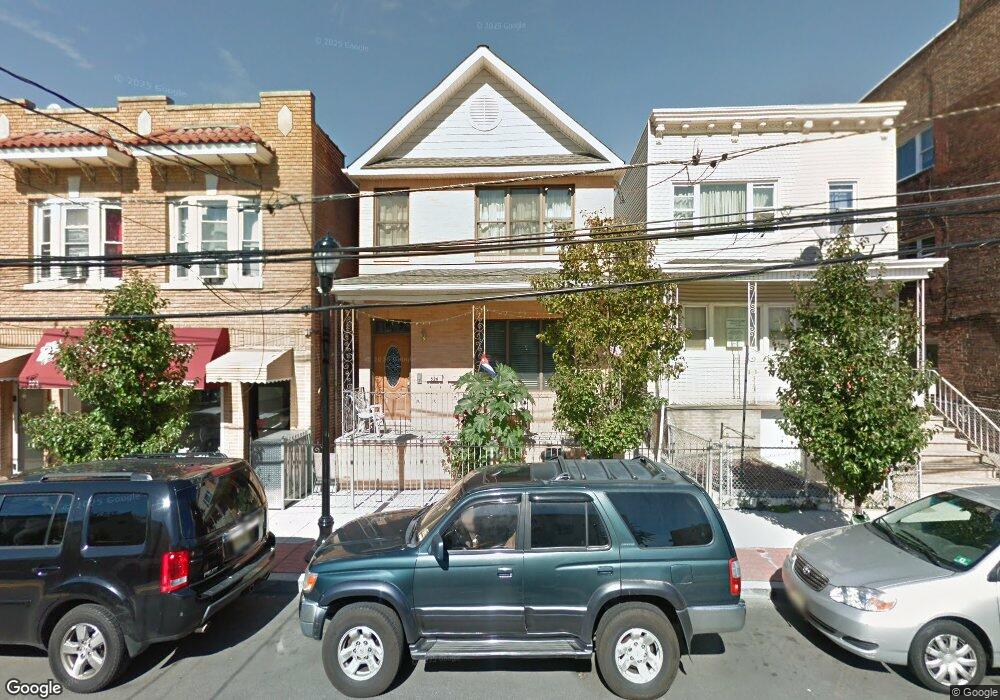 526 43rd St, Union City, NJ 07087 - photo 1