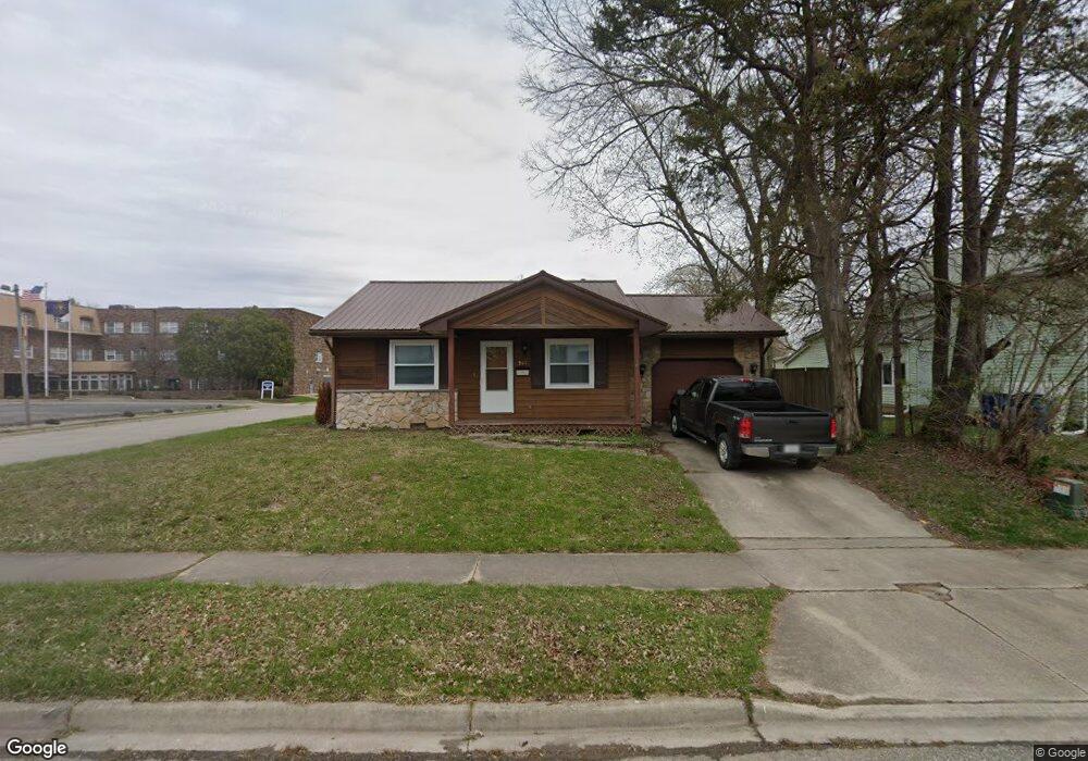 595 N East St, Wabash, IN 46992 - photo 1