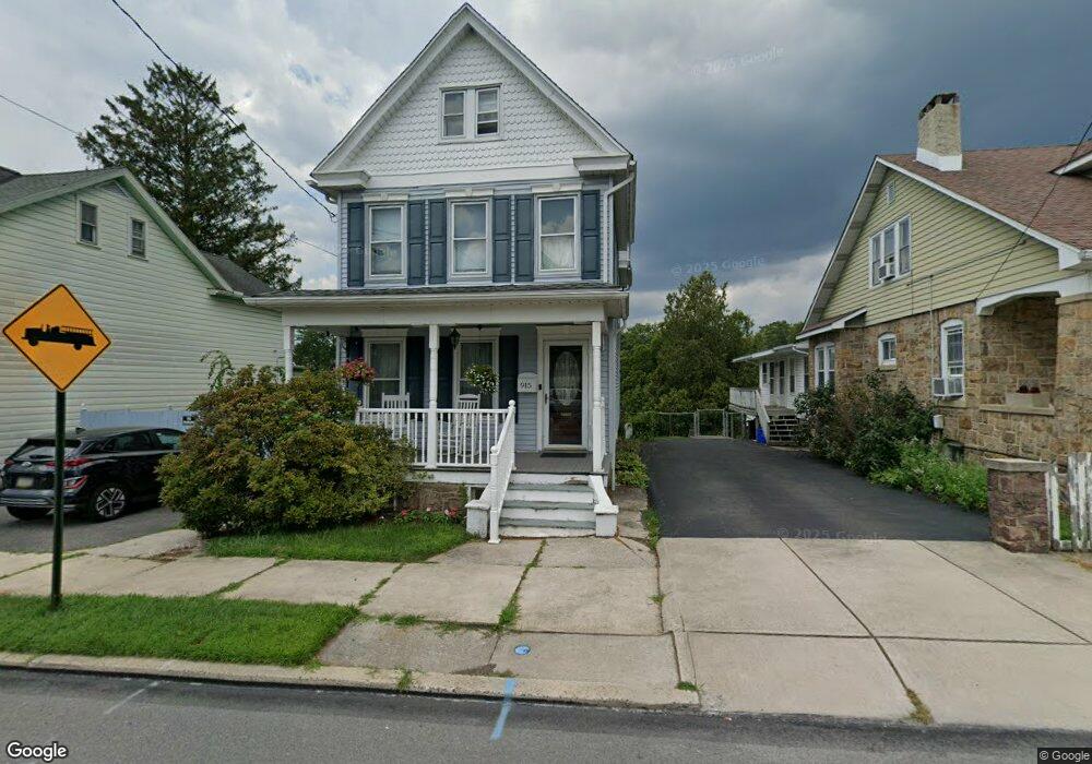 915 North St, Jim Thorpe, PA 18229 - photo 1