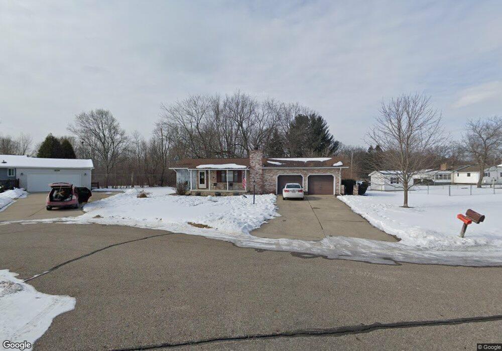 2081 Plum Hollow Cir, Davison, MI 48423 - photo 1