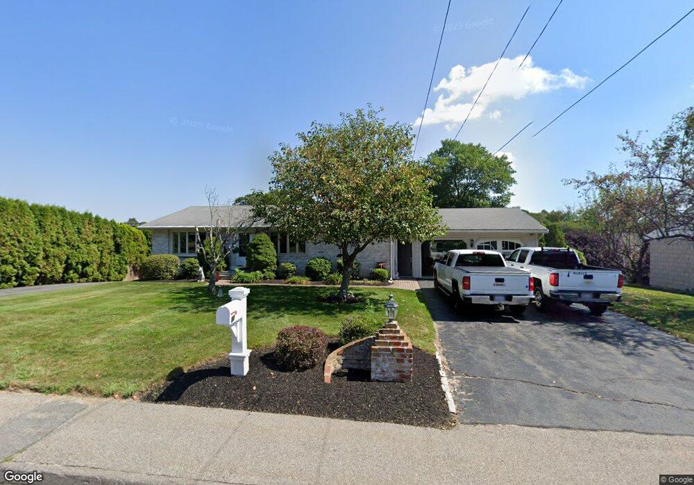 27 Highland St, Milford, MA 01757 - photo 1