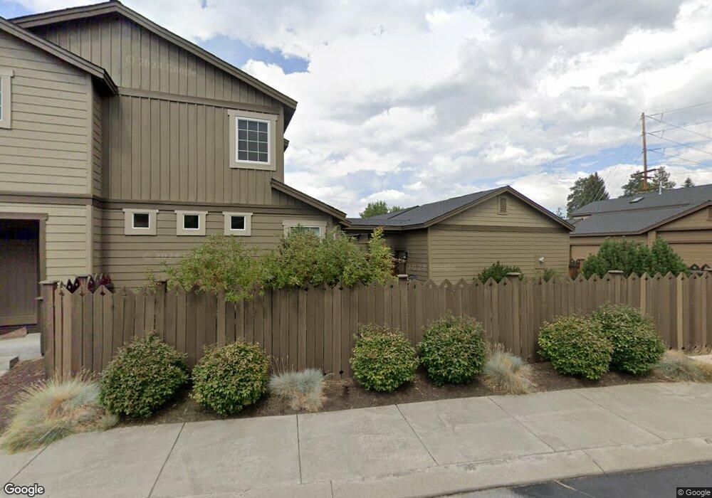 648 SW Peak View Place unit 29, Bend, OR 97702 - photo 1