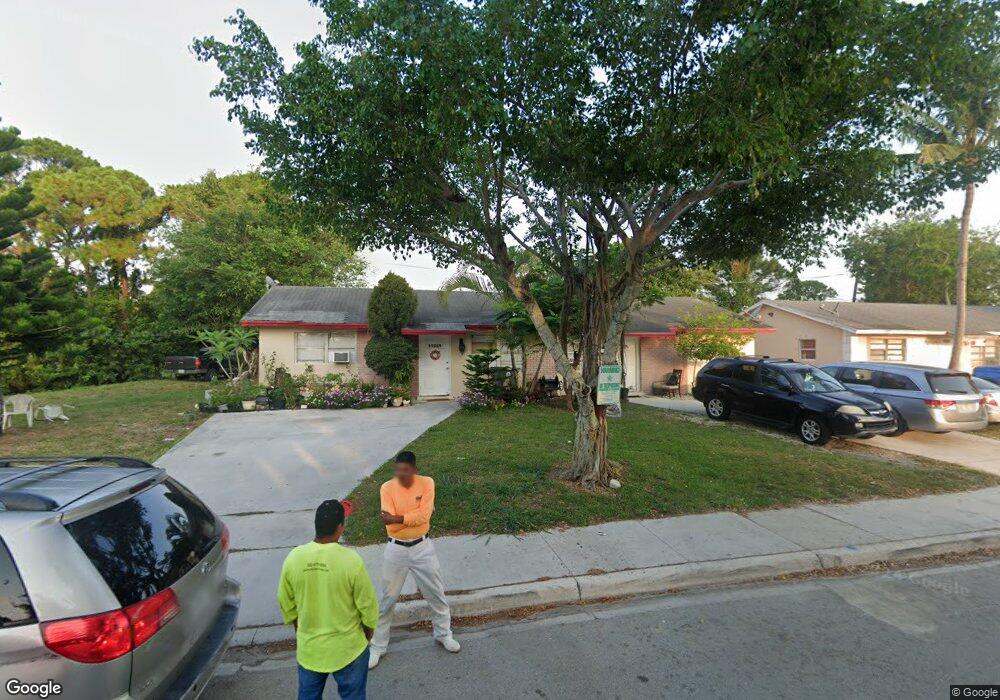 17269 Roosevelt Rd, Jupiter, FL 33458 - photo 1