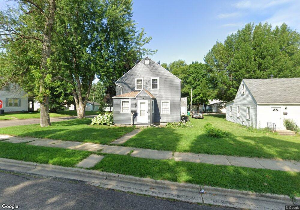 501 Columbus Ave, Albert Lea, MN 56007 - photo 1