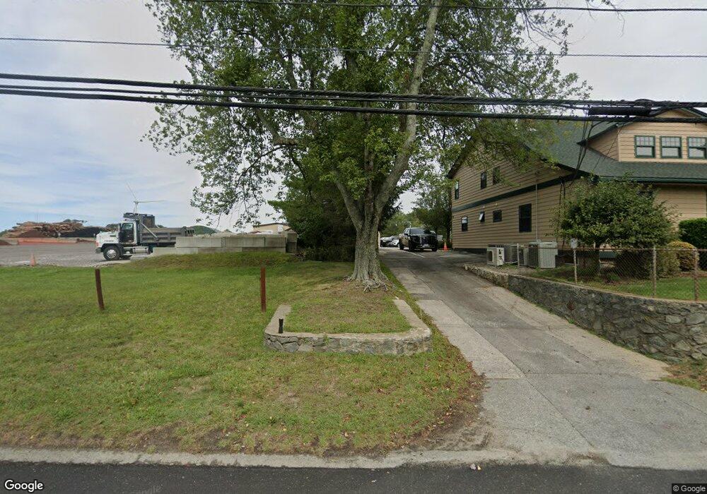 2208 Plainfield Pike, Johnston, RI 02919 - photo 1