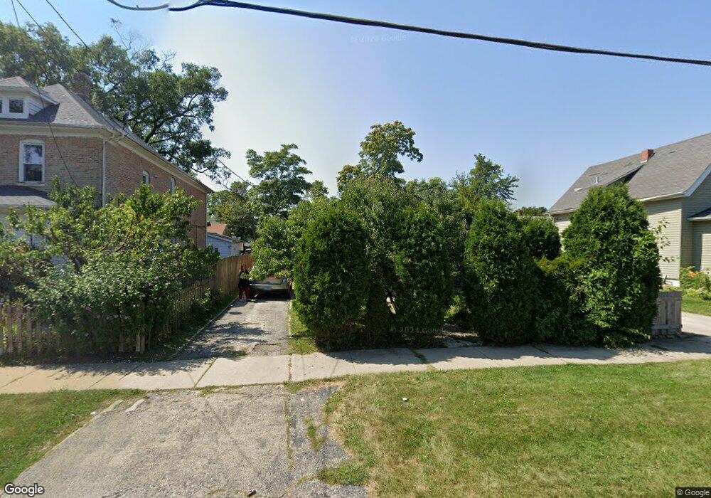 212 S Butrick St, Waukegan, IL 60085 - photo 1