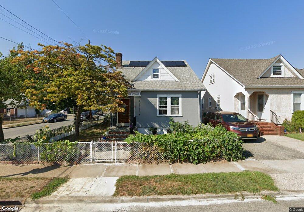 1008 Russell St, Franklin Square, NY 11010 - photo 1