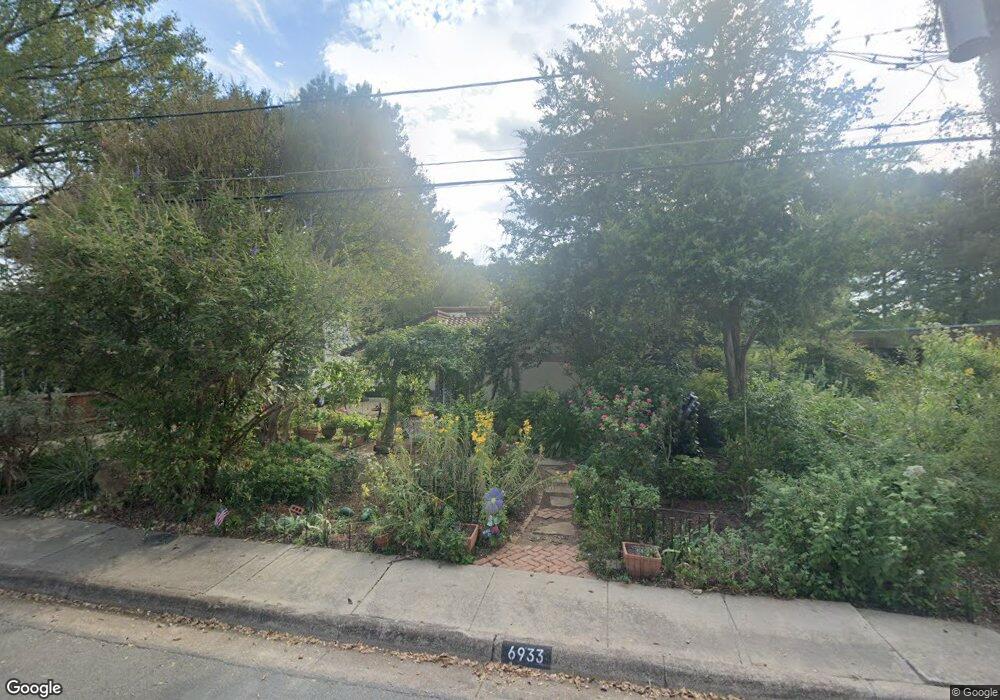 6933 Lyre Ln, Dallas, TX 75214 - photo 1