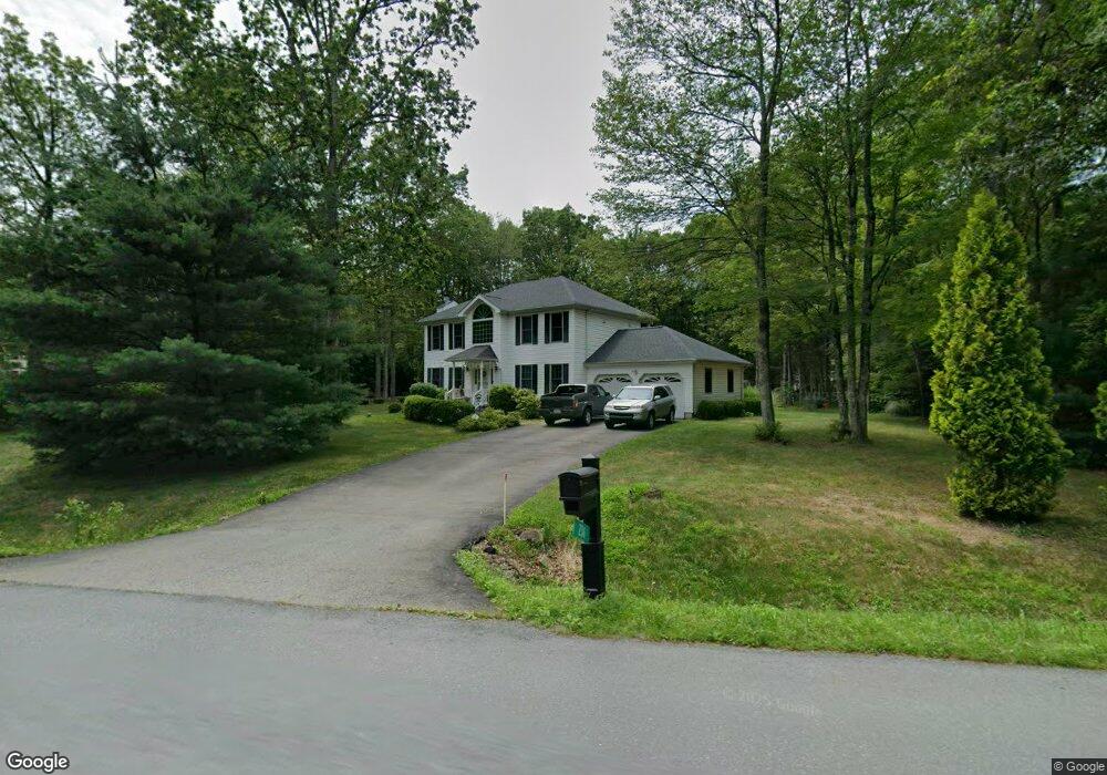 236 Whisperwood Ct, Saylorsburg, PA 18353 - photo 1