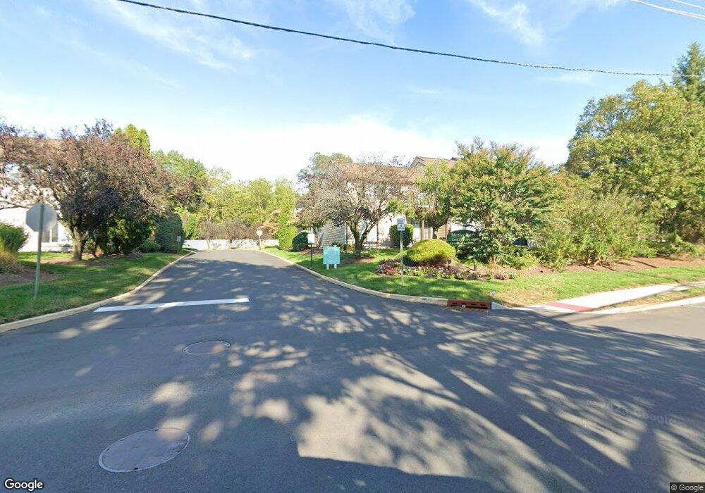 70-4 Prospect St unit 4, Metuchen, NJ 08840 - photo 1