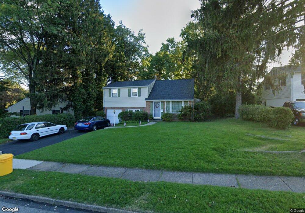 1906 Hemlock Rd, Flourtown, PA 19031 - photo 1