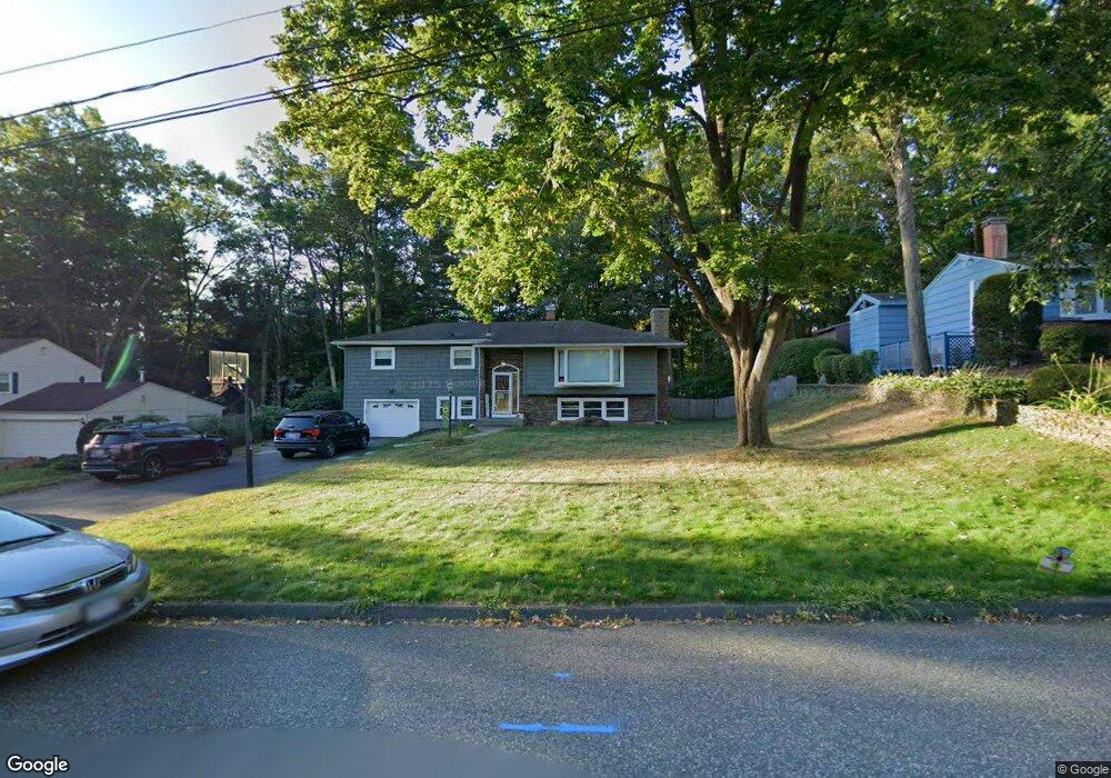 120 W Meadowview Rd, Holyoke, MA 01040 - photo 1
