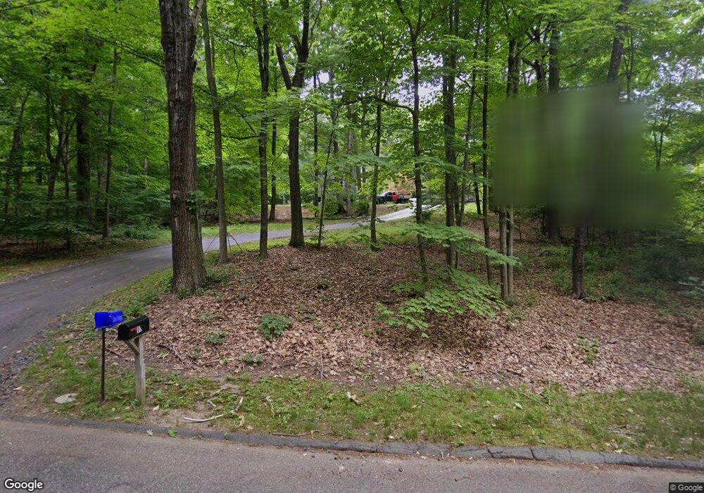 10 Pent Rd, Bloomfield, CT 06002 - photo 1