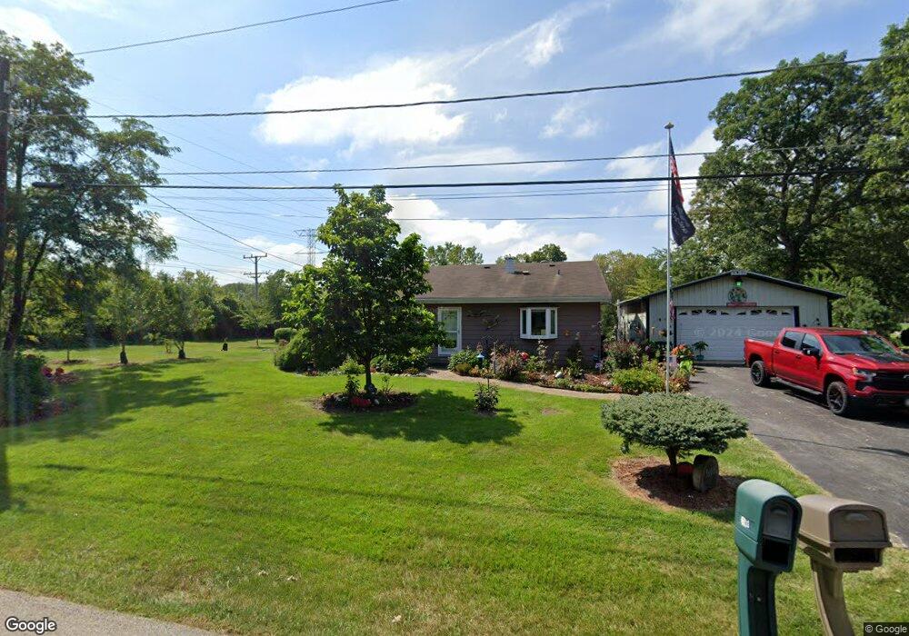 36036 N Adelphi Ave, Waukegan, IL 60087 - photo 1