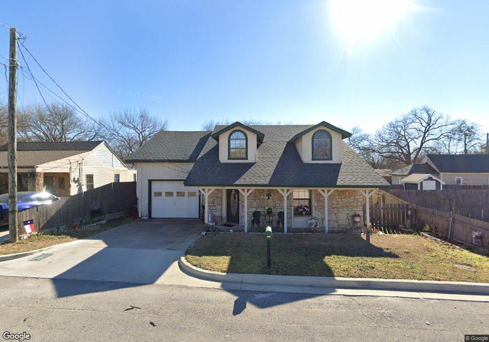 306 Edna St, Weatherford, TX 76086 - photo 1